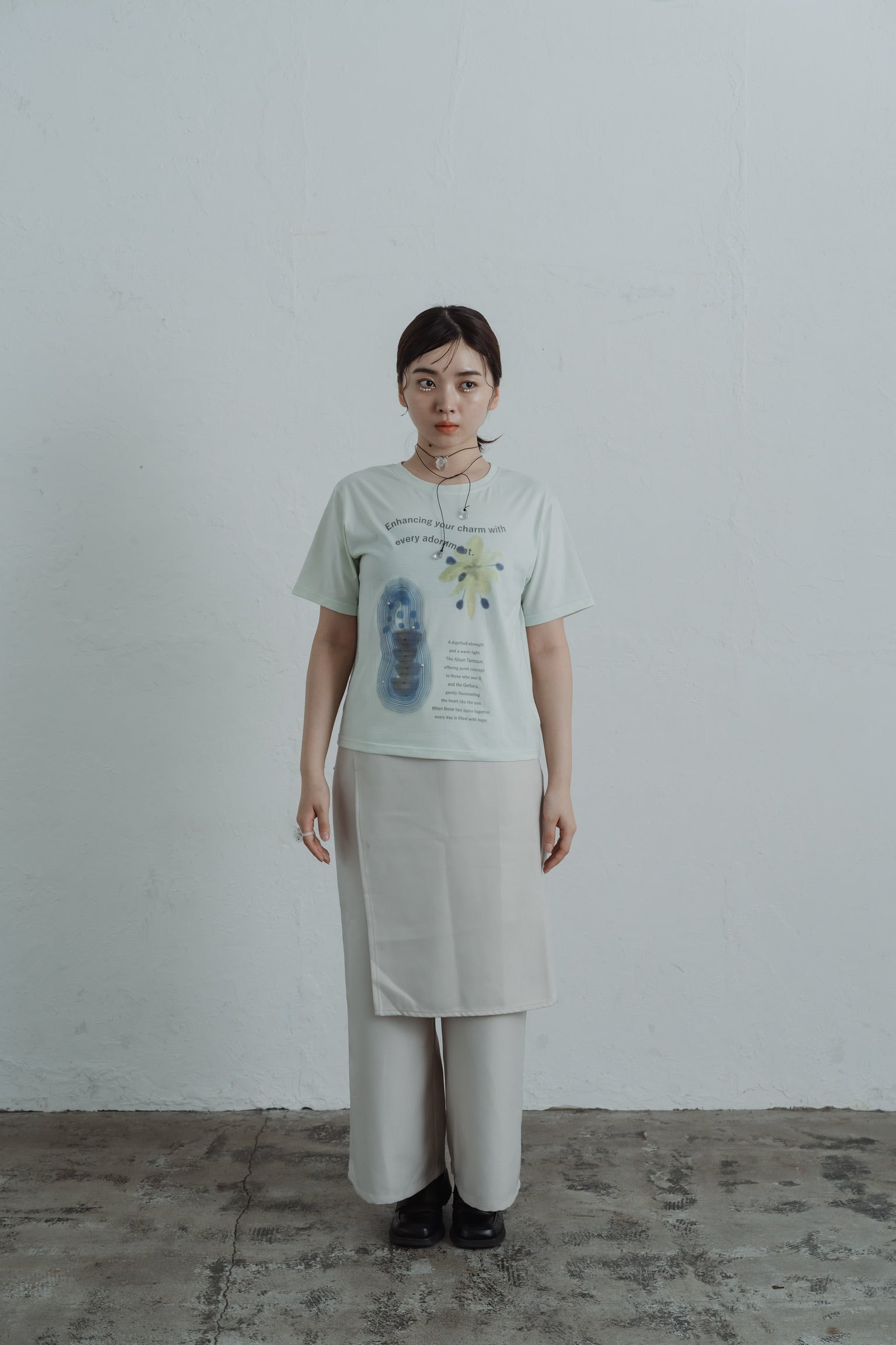 bloom with edge t-shirt