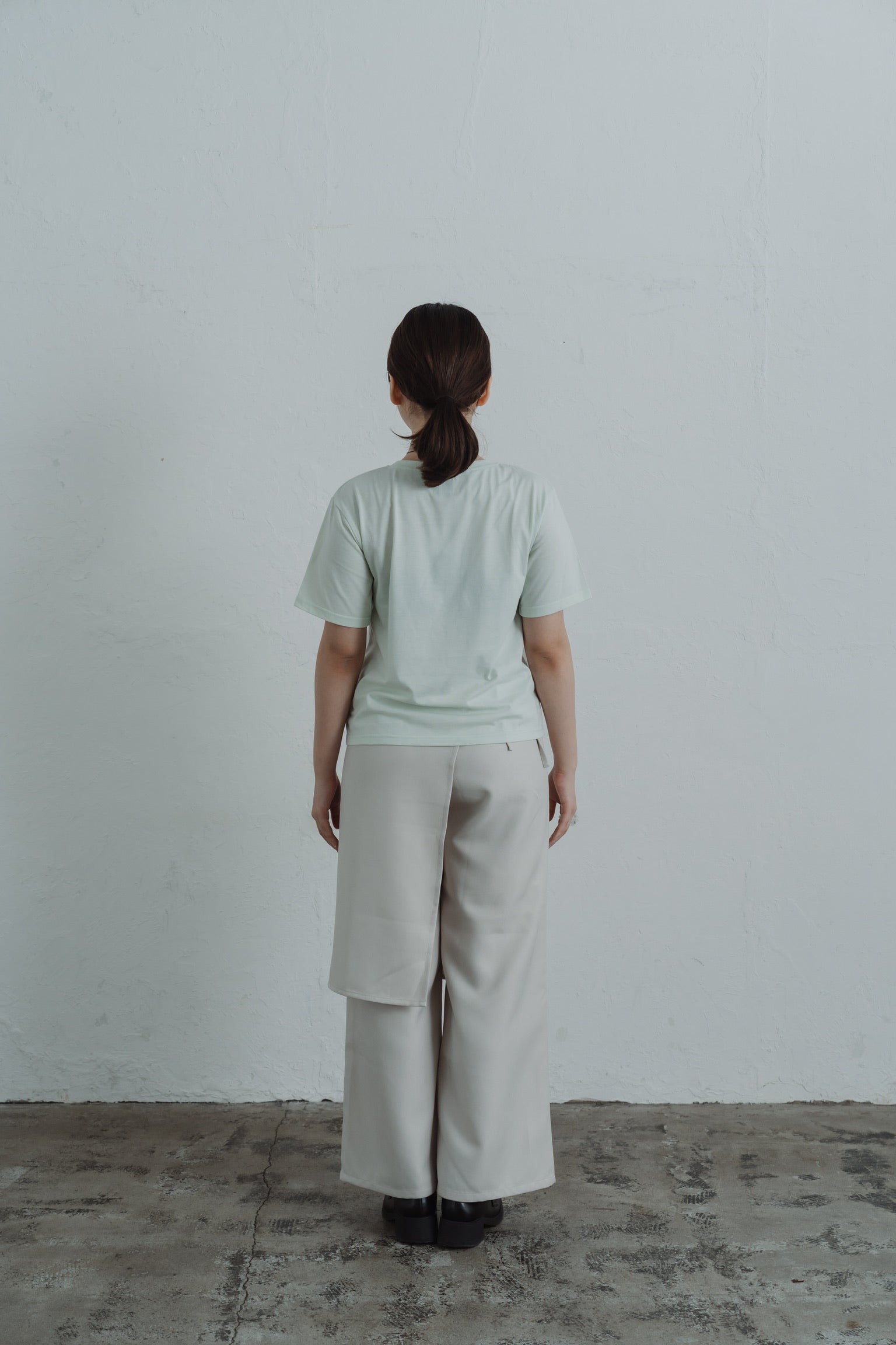 bloom with edge t-shirt