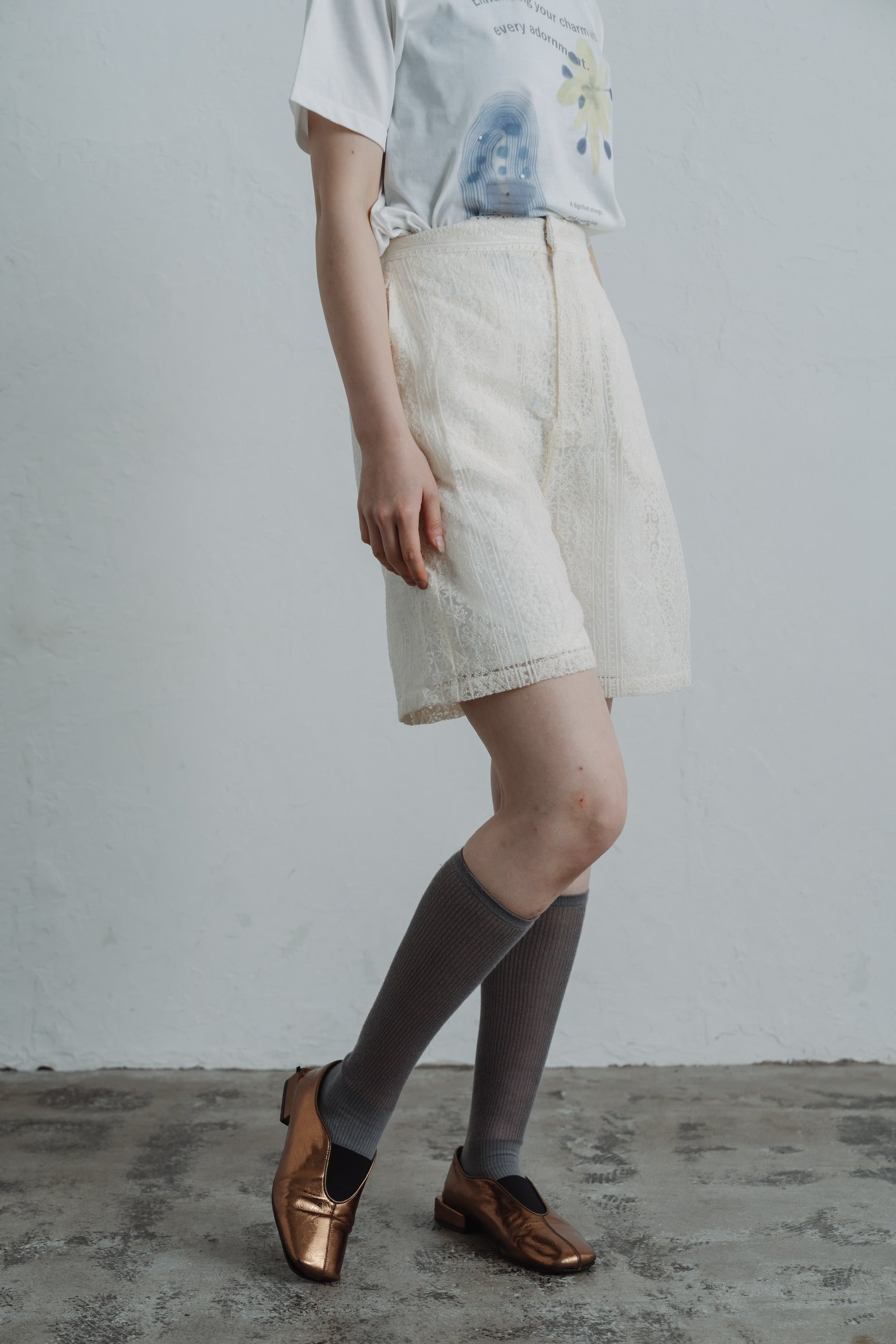 lace half pants