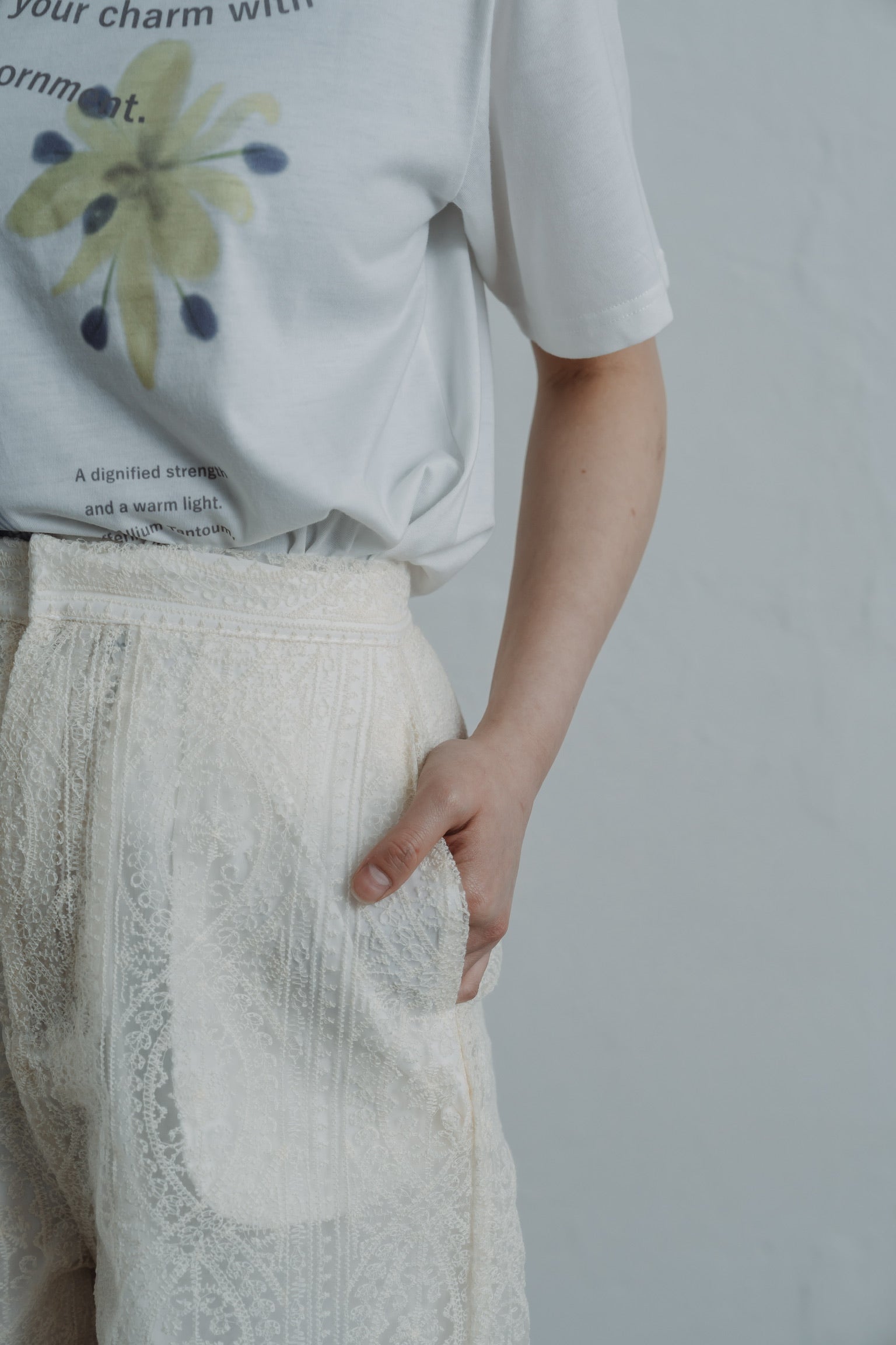 lace half pants