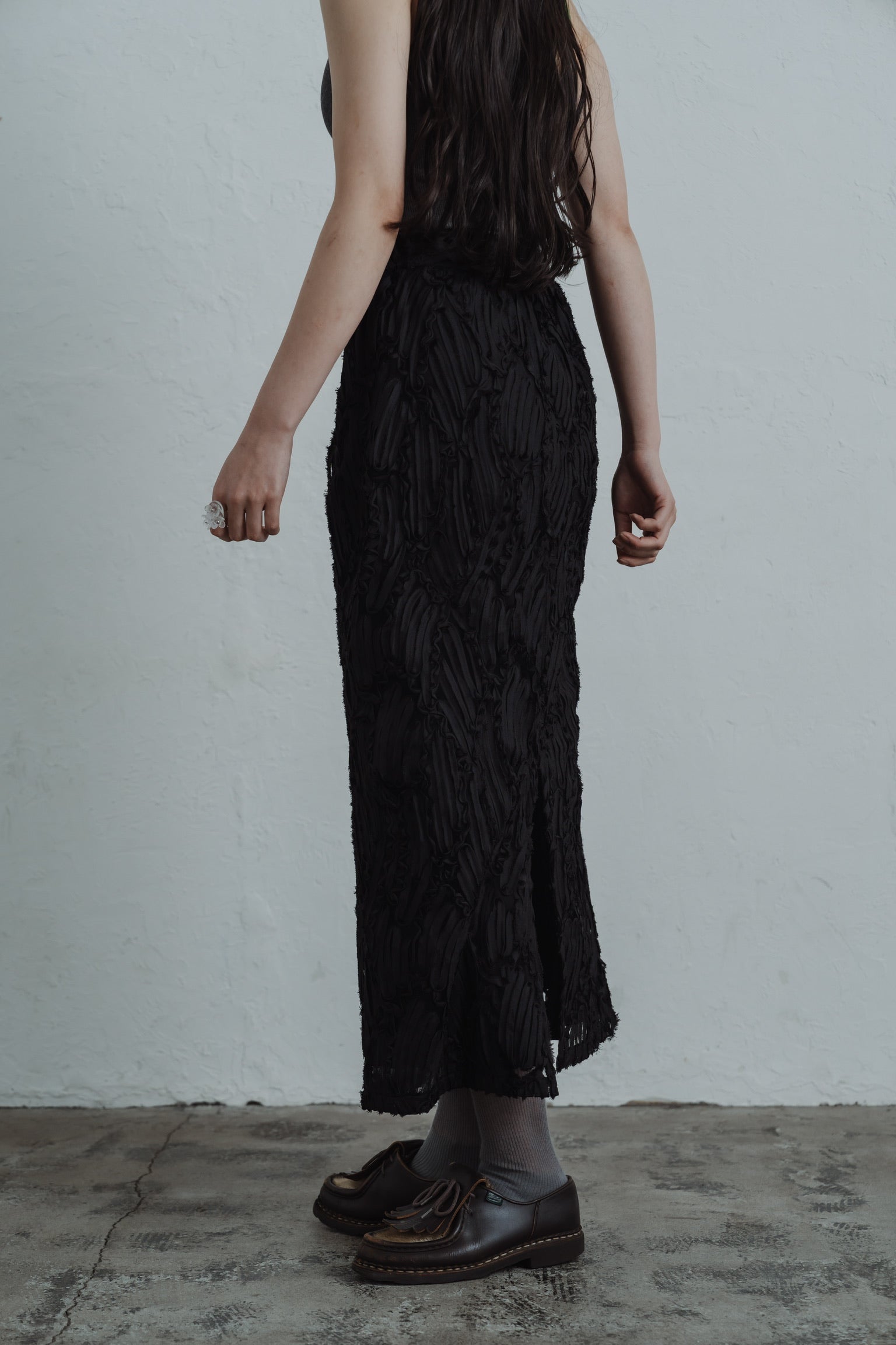 line lace straight skirt