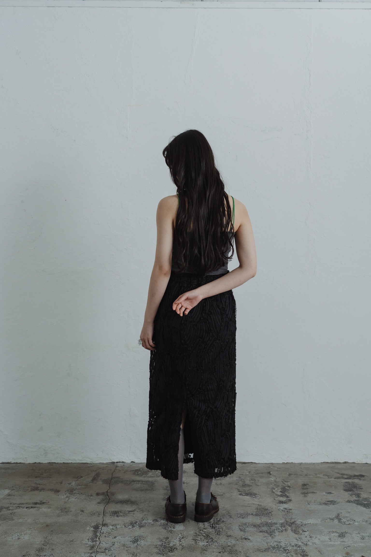 line lace straight skirt