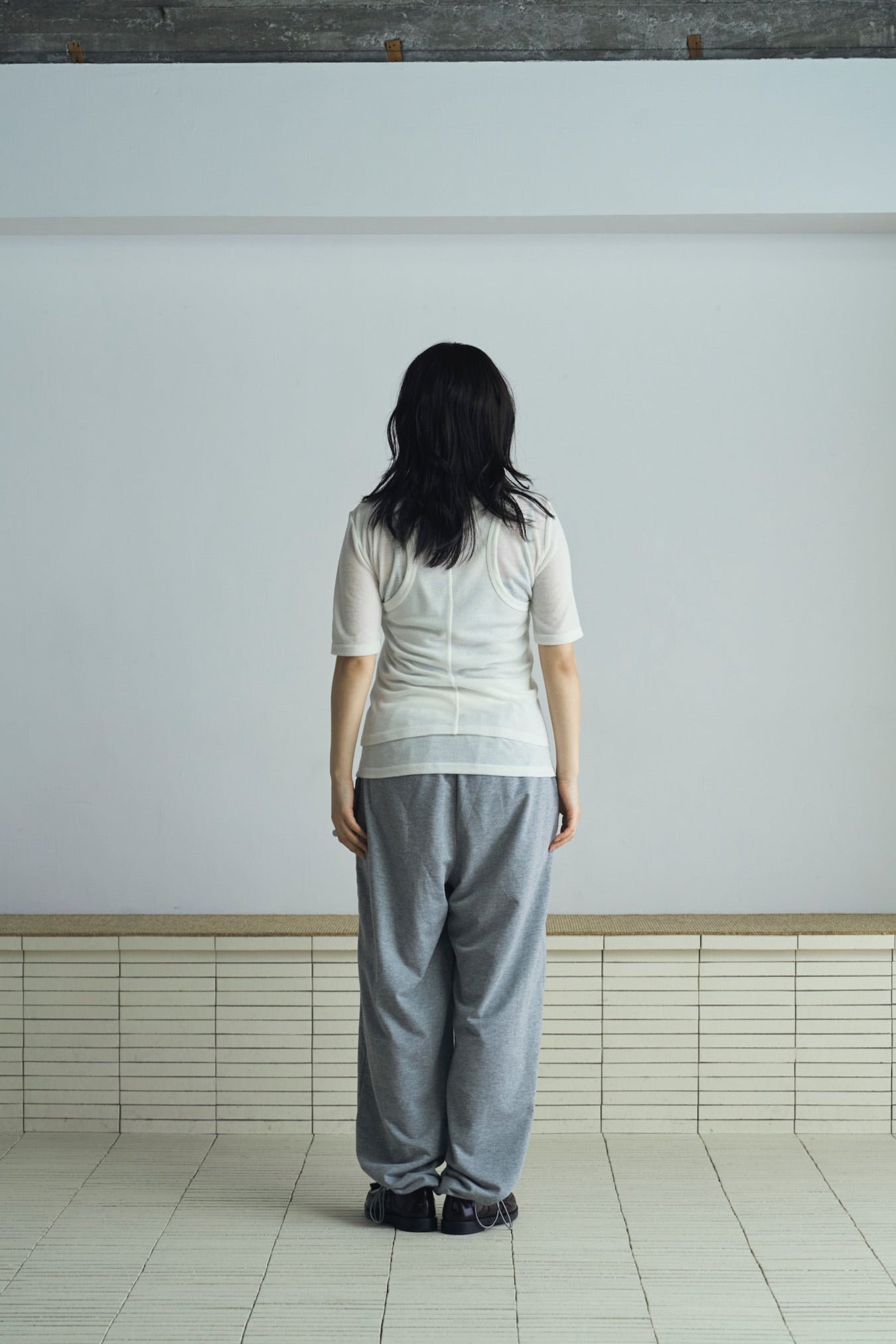 line sweat pants