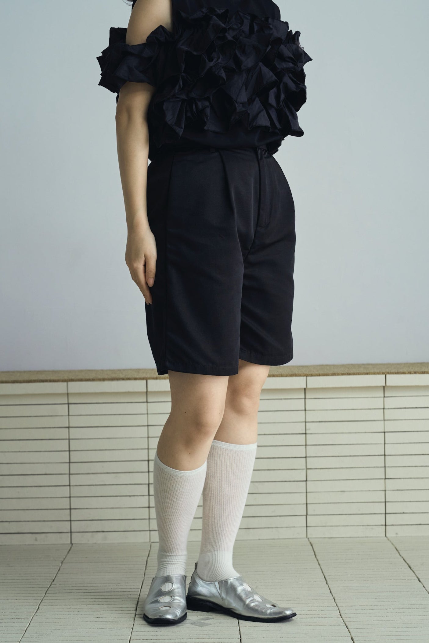 tuck straight half pants