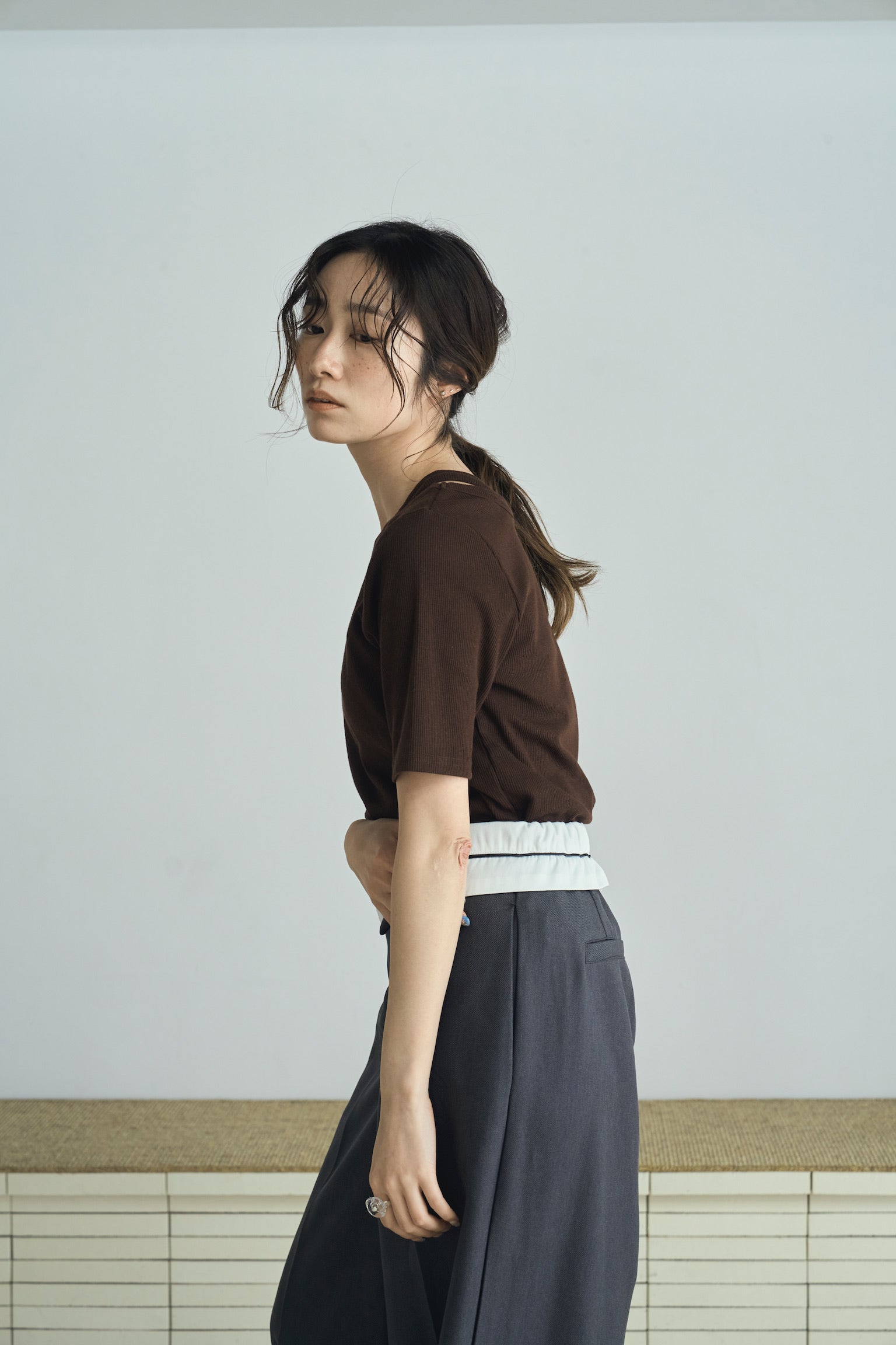 shoulder cutout rib tops