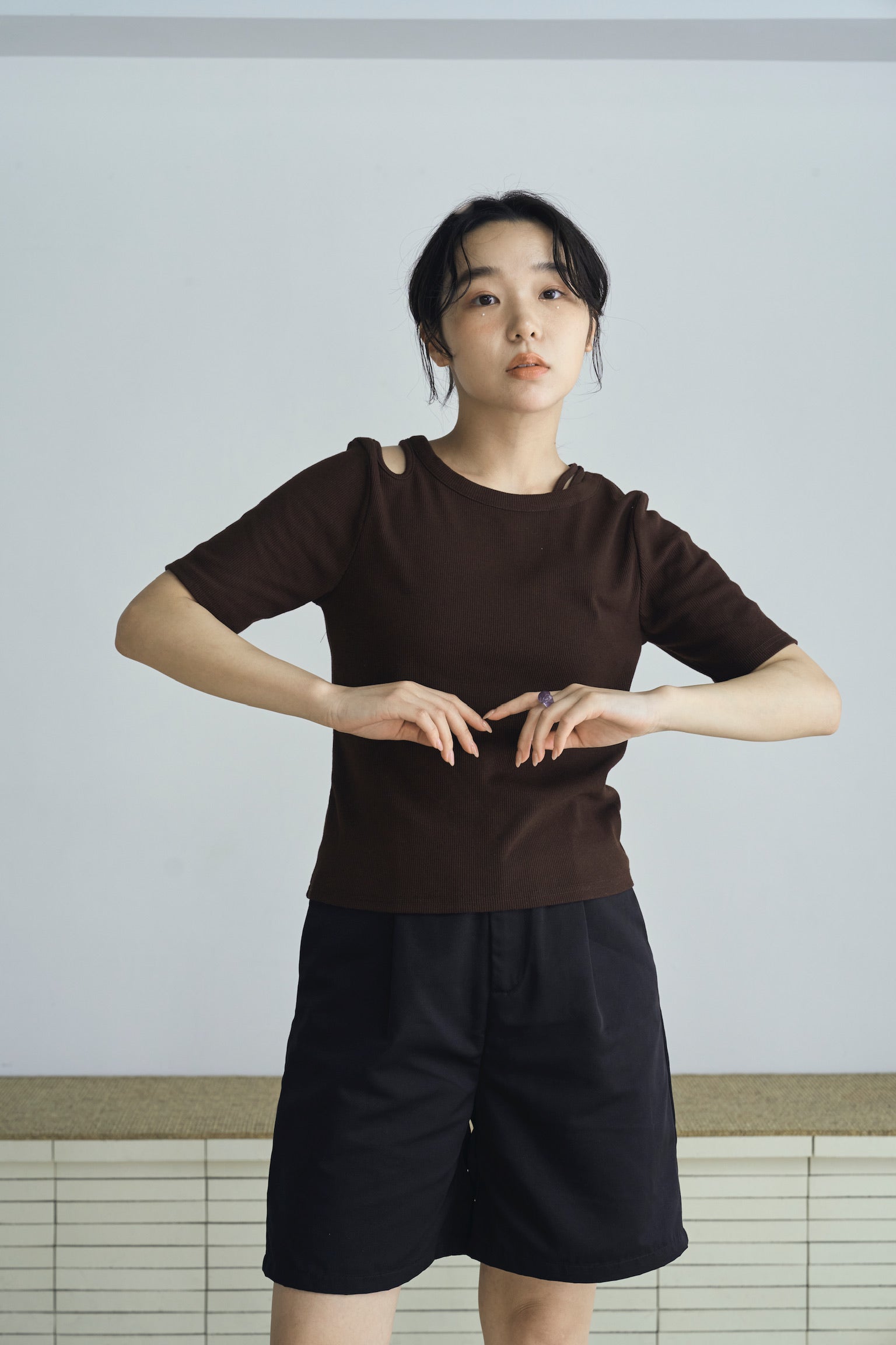 shoulder cutout rib tops