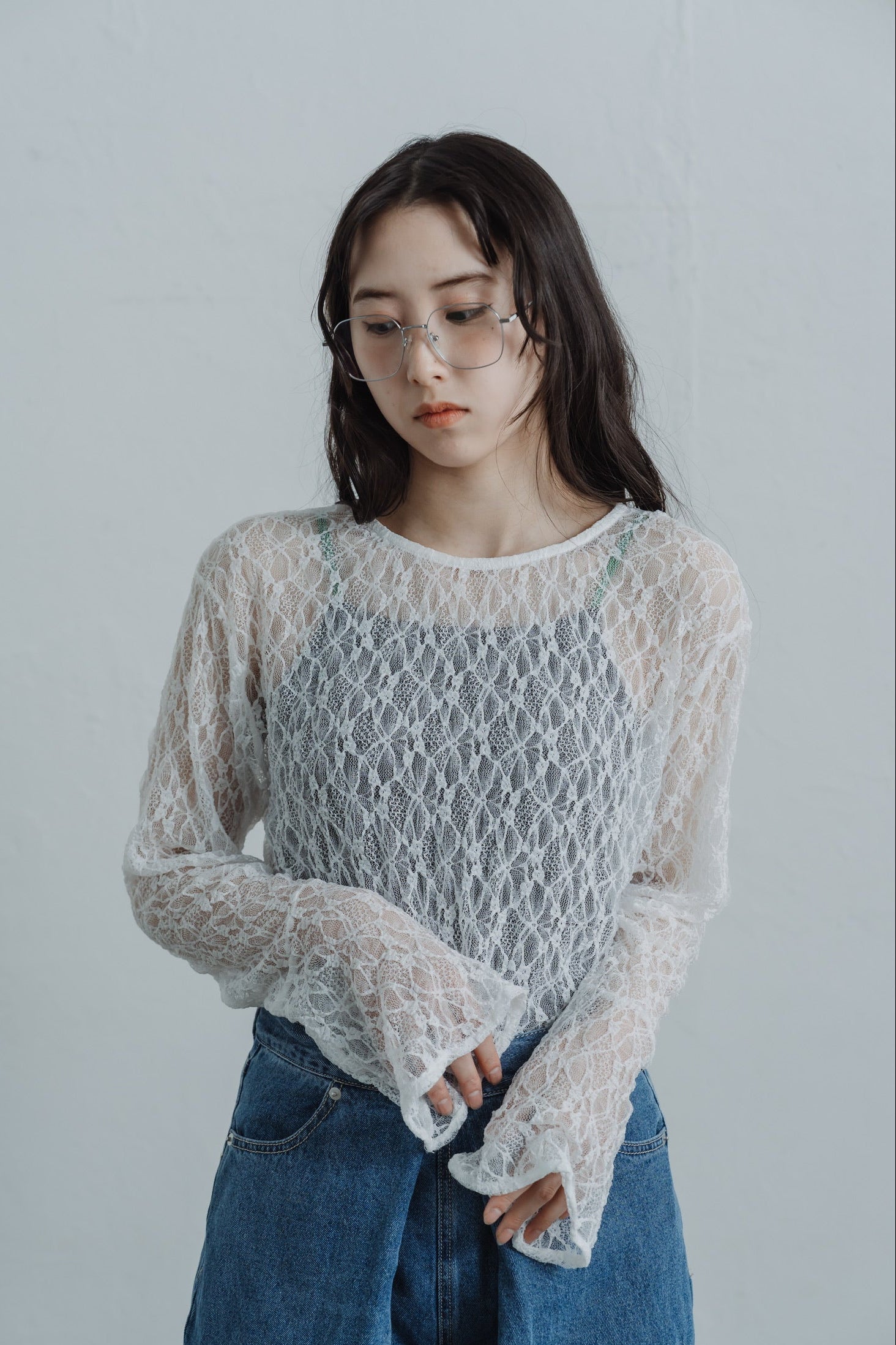 lace bell sleeve tops