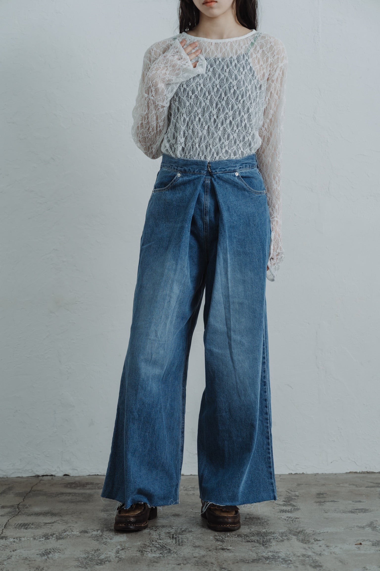 front hook wide denim pants