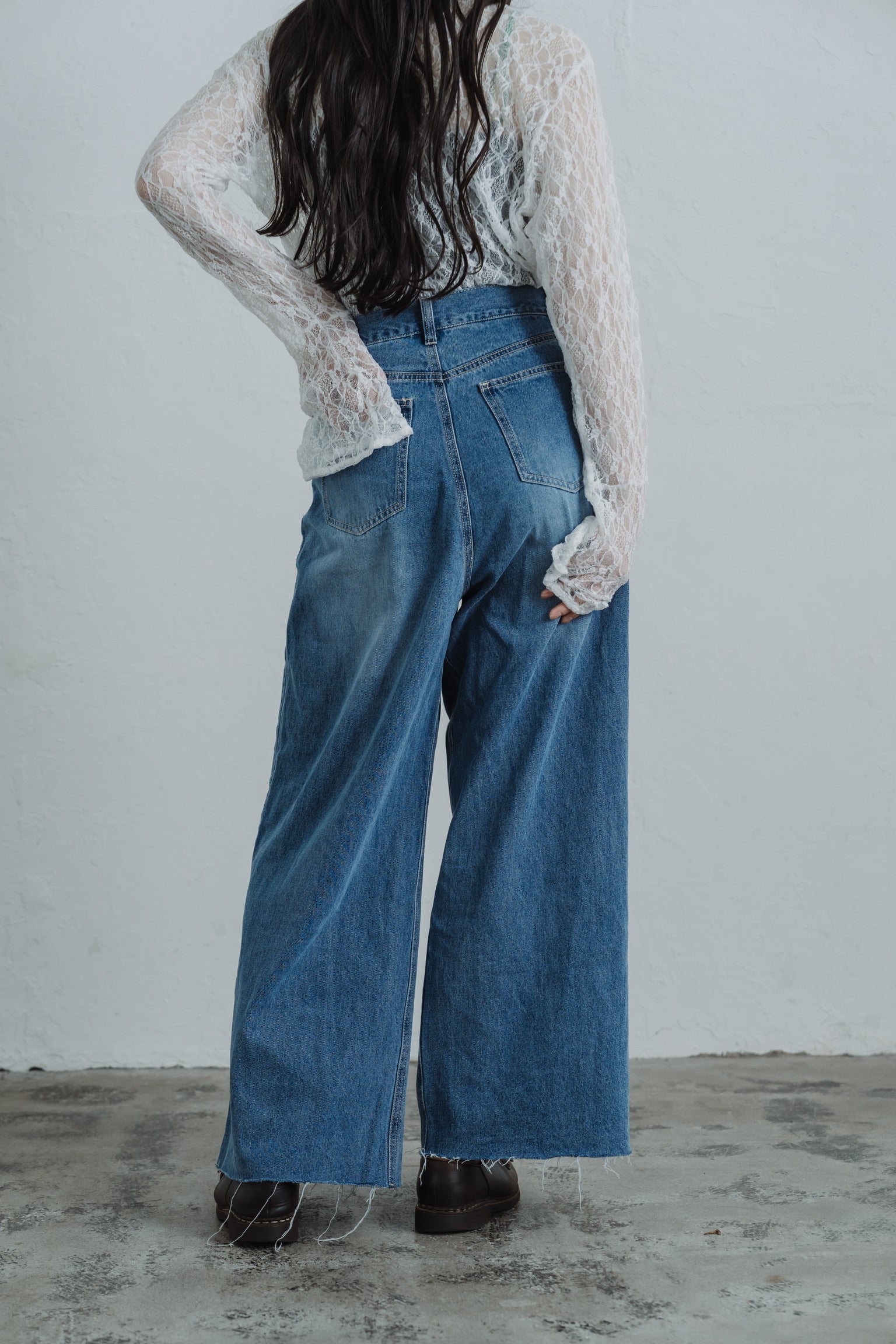 front hook wide denim pants