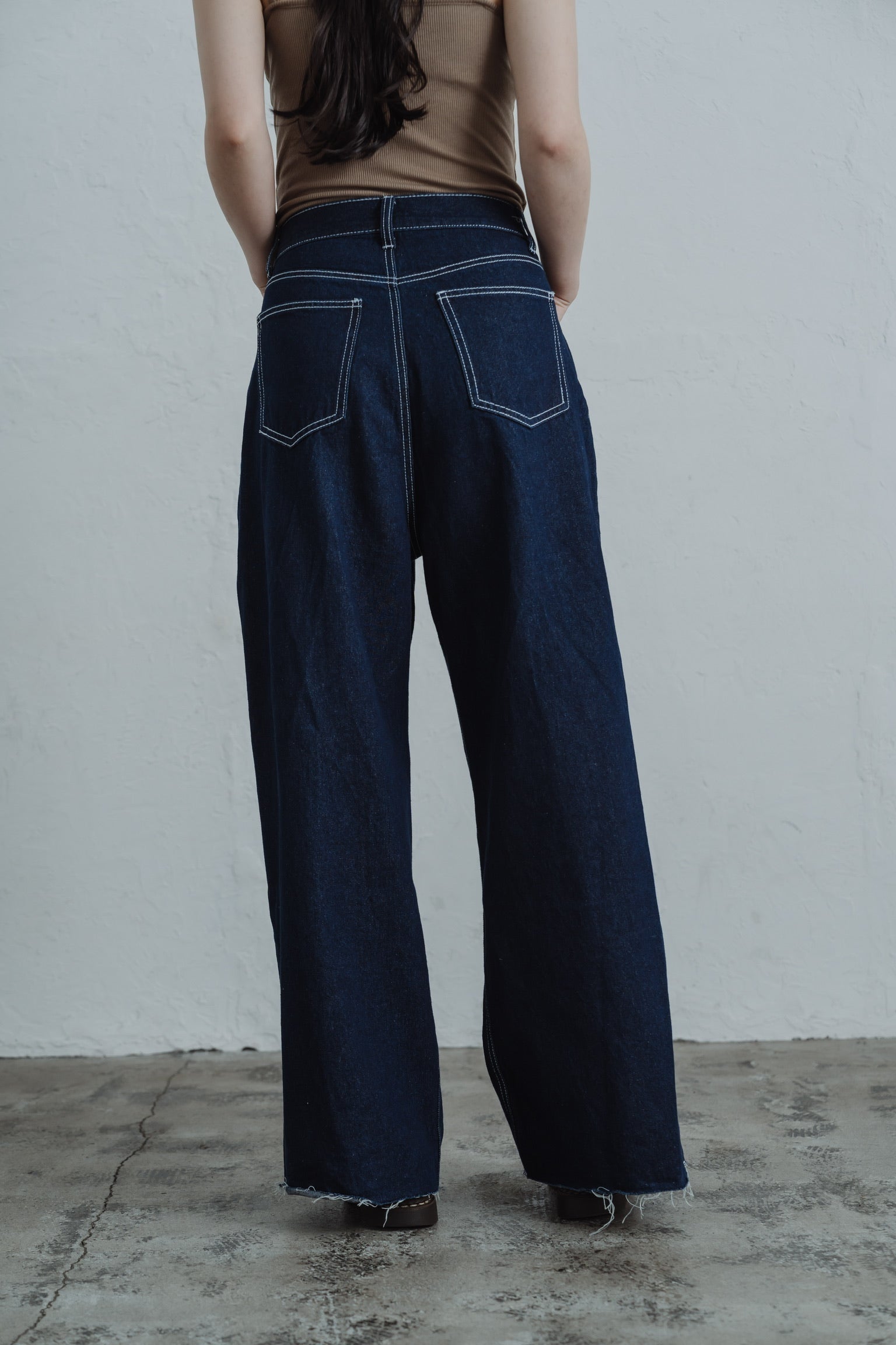 front hook wide denim pants