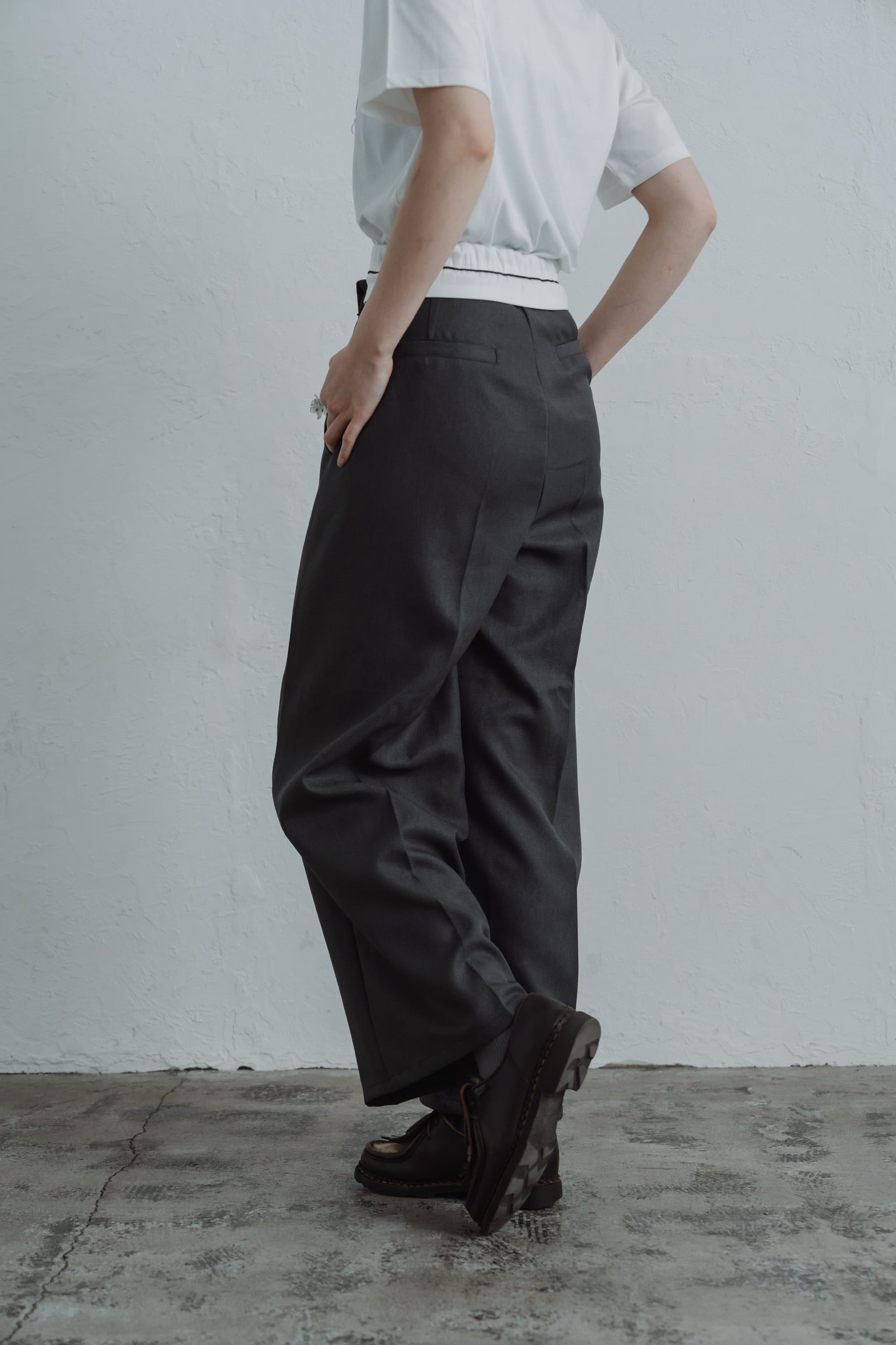 high waist tuck pants