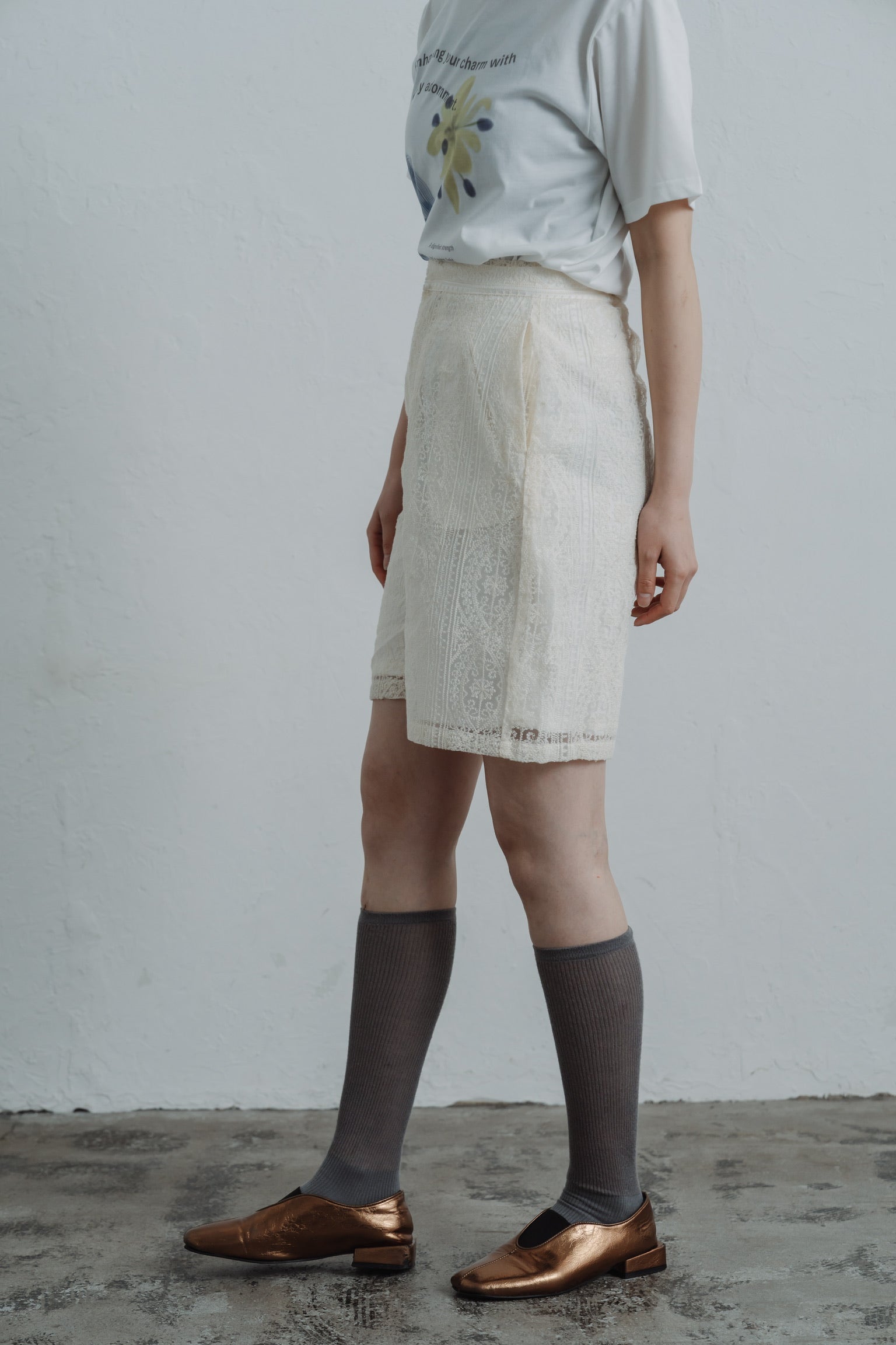 lace half pants