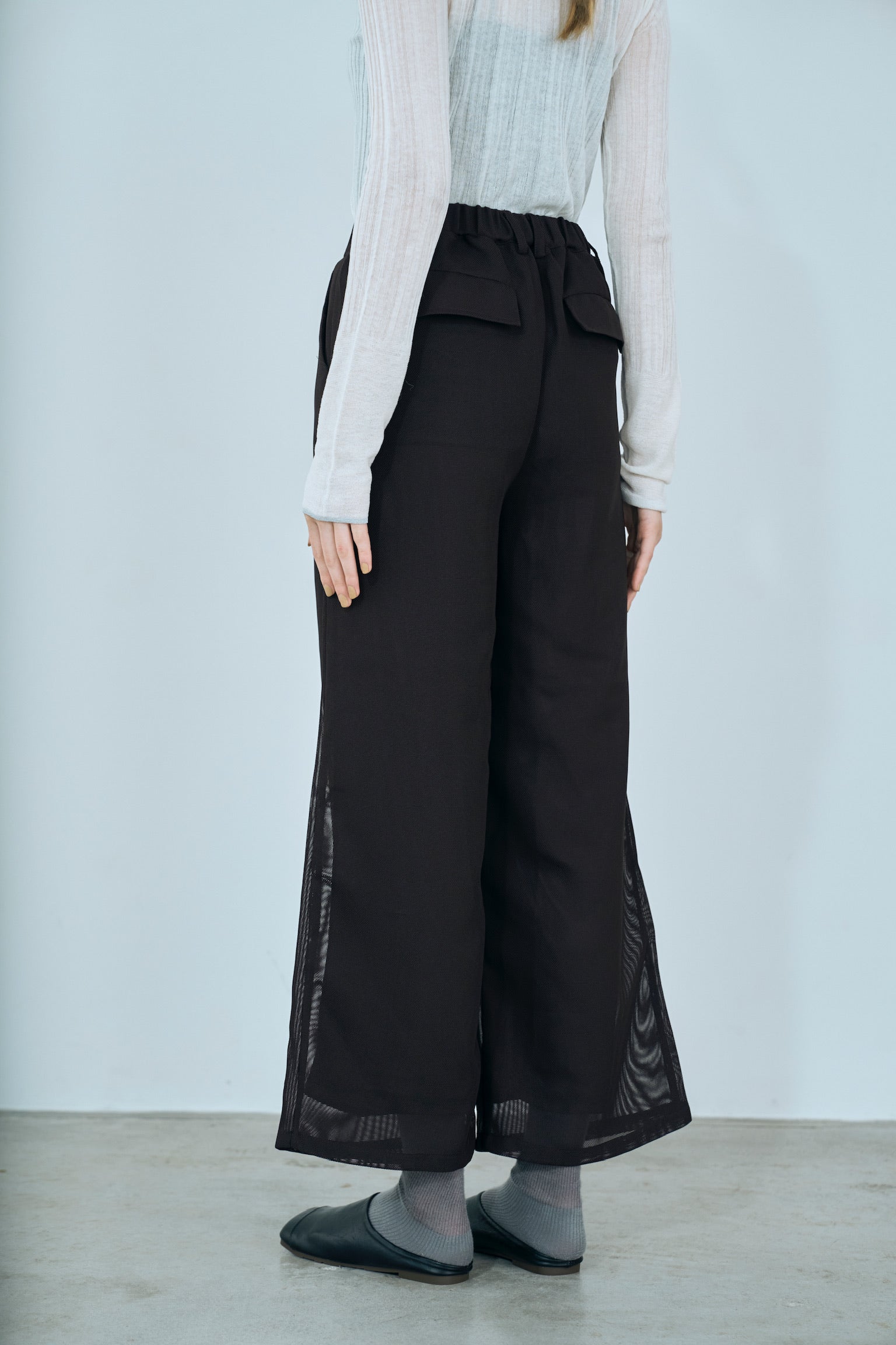 mesh tuck pants