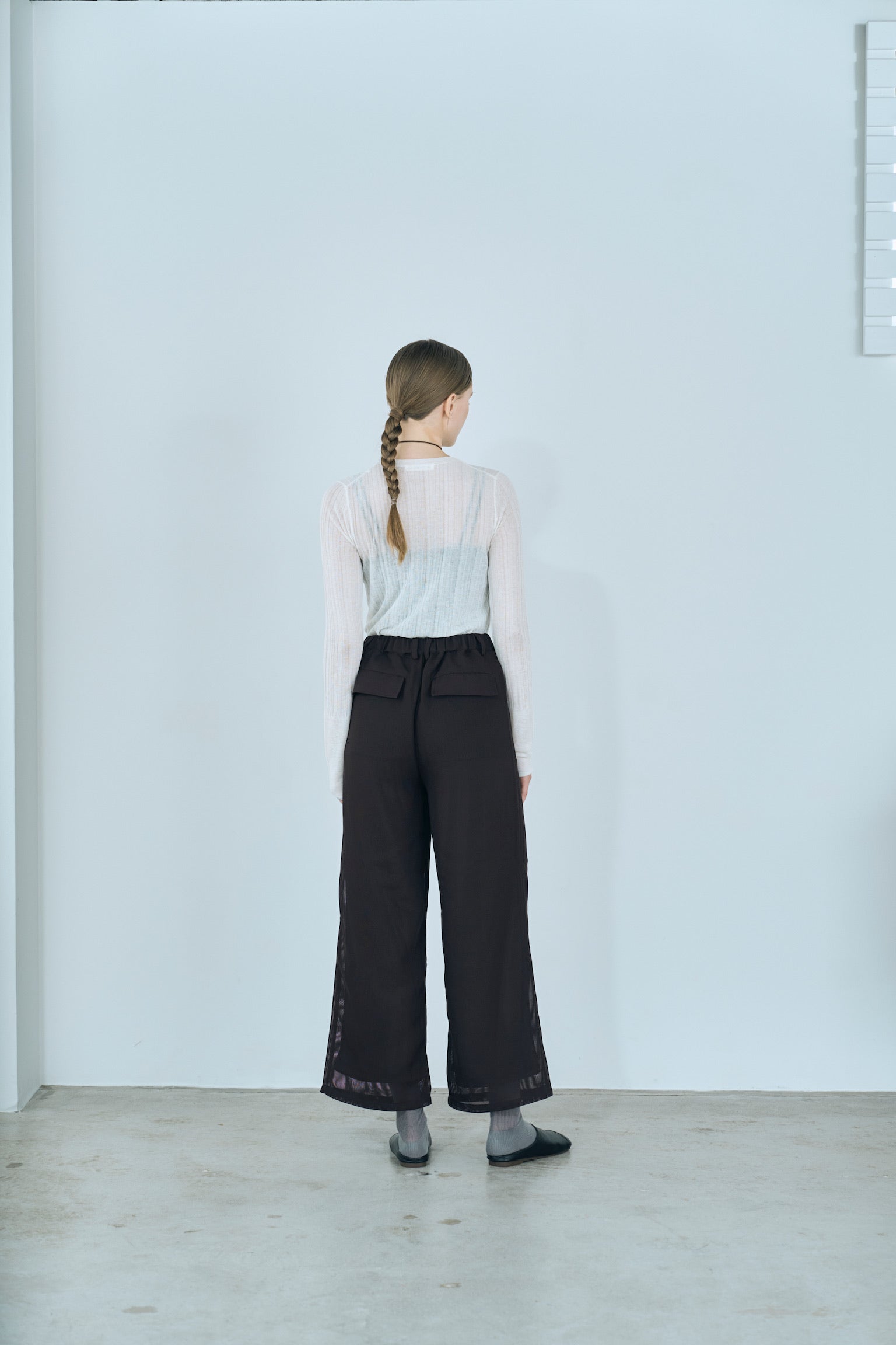 mesh tuck pants
