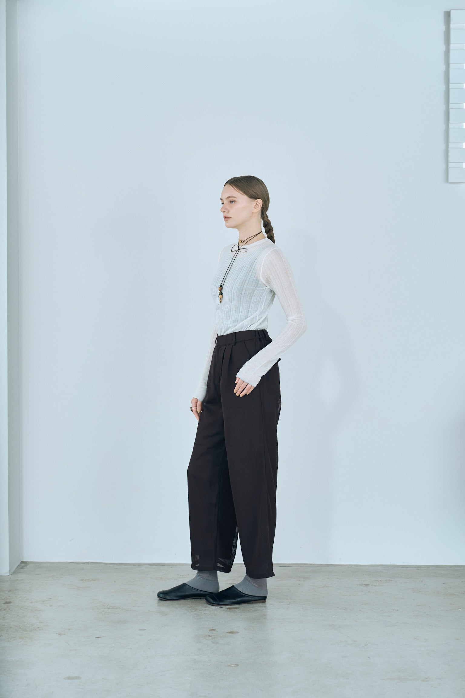 mesh tuck pants