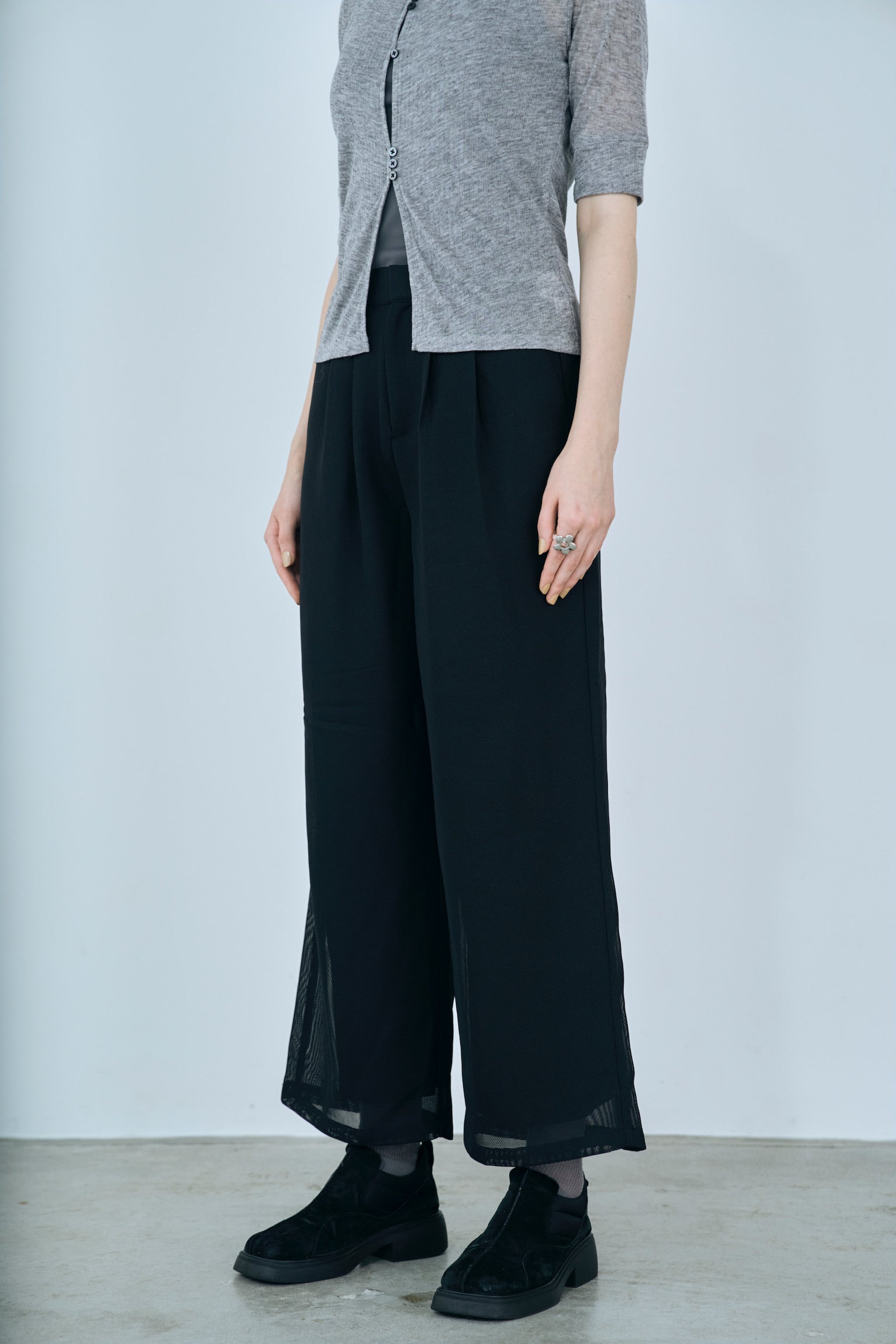 mesh tuck pants