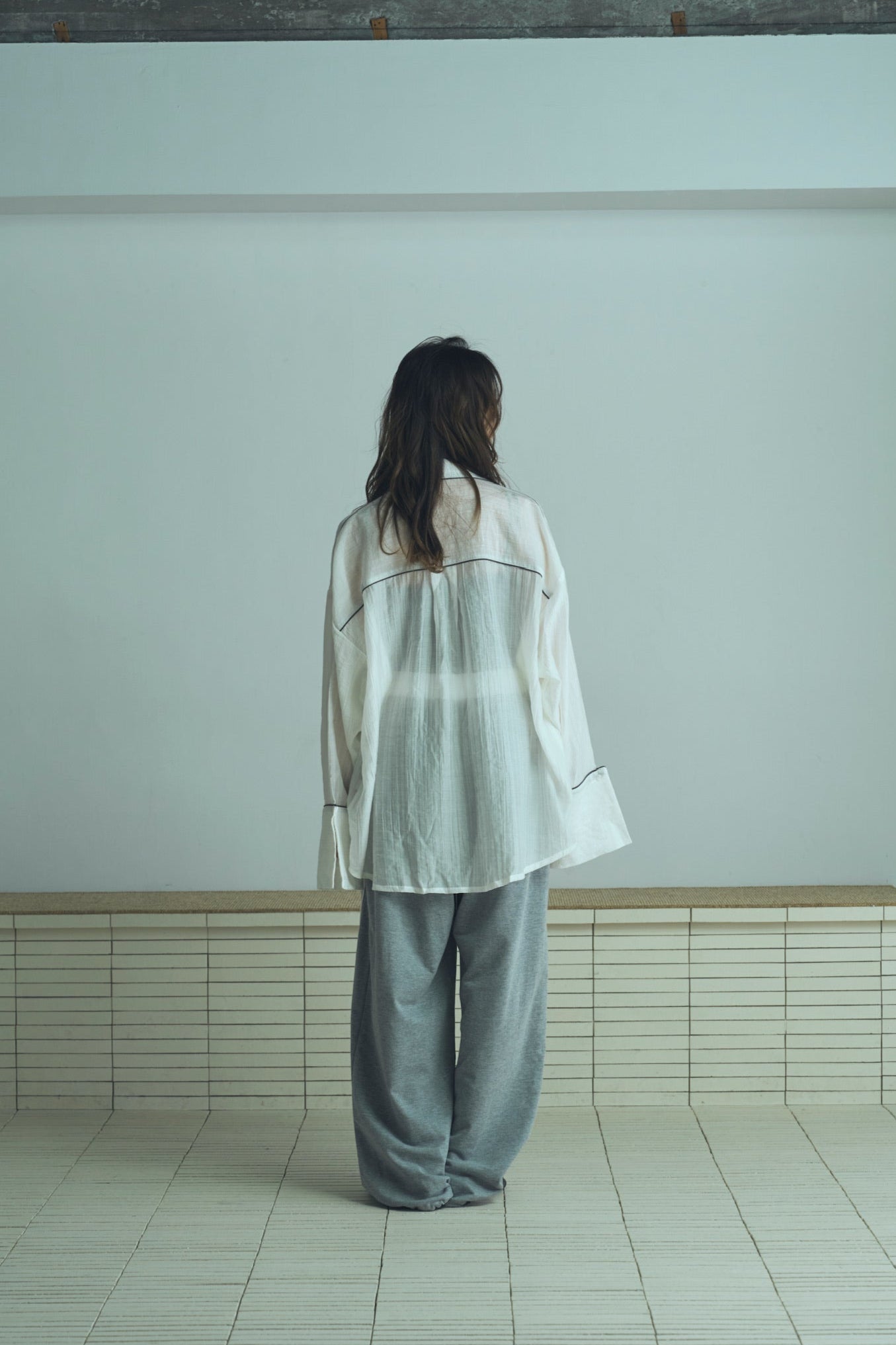 line sweat pants