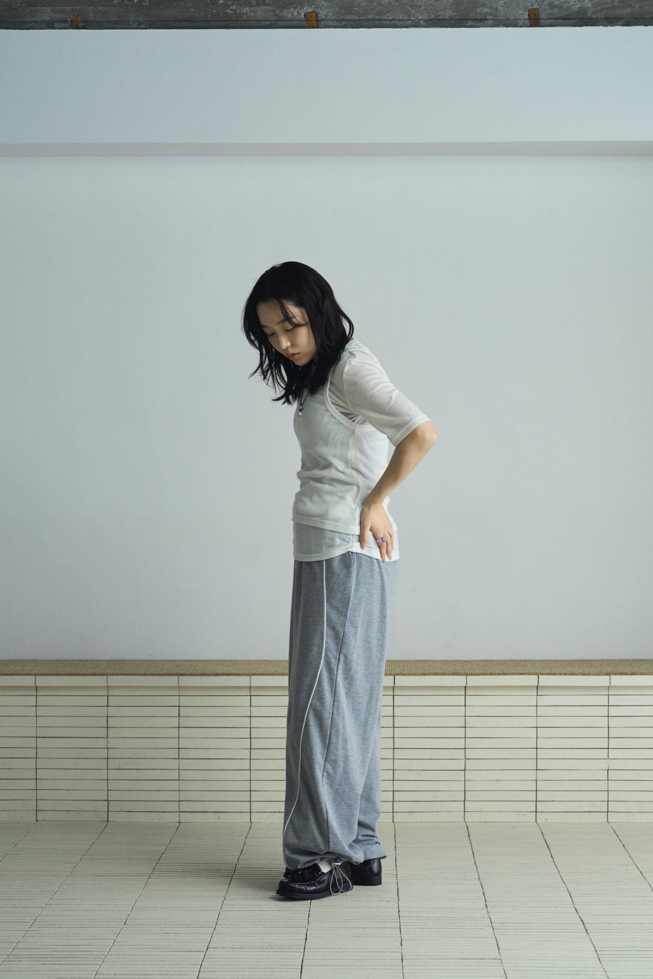 line sweat pants