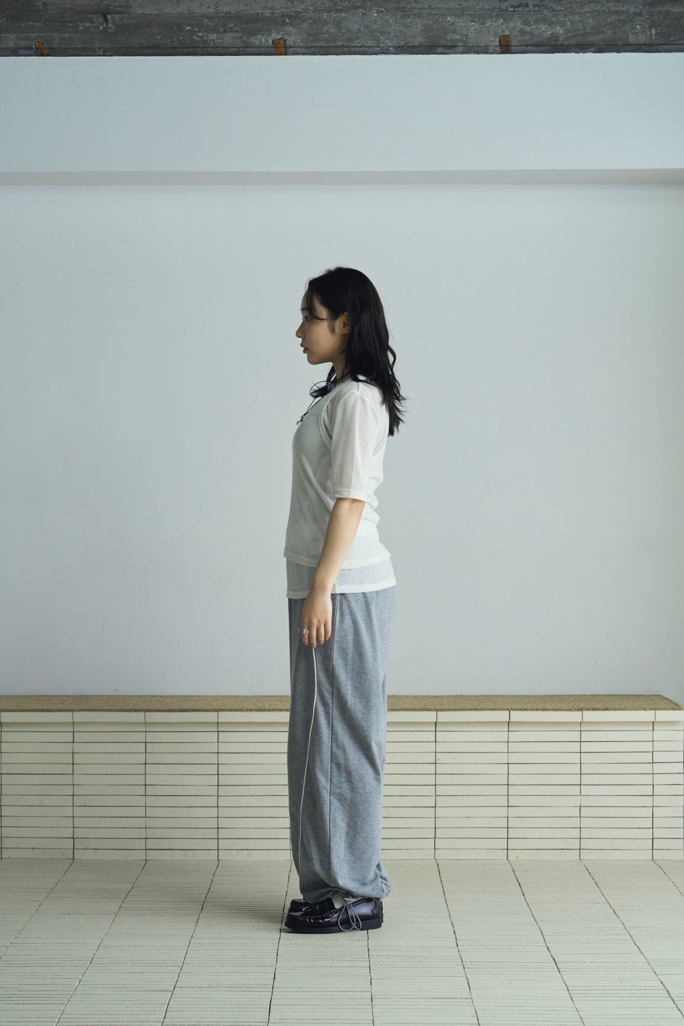 line sweat pants