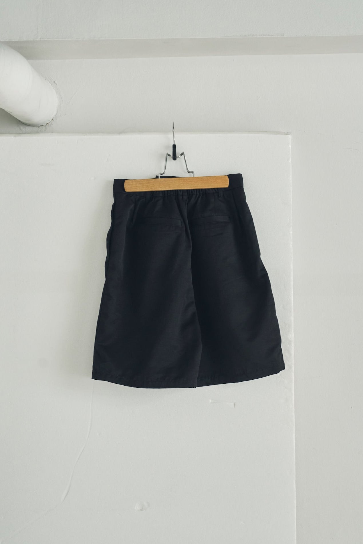 tuck straight half pants