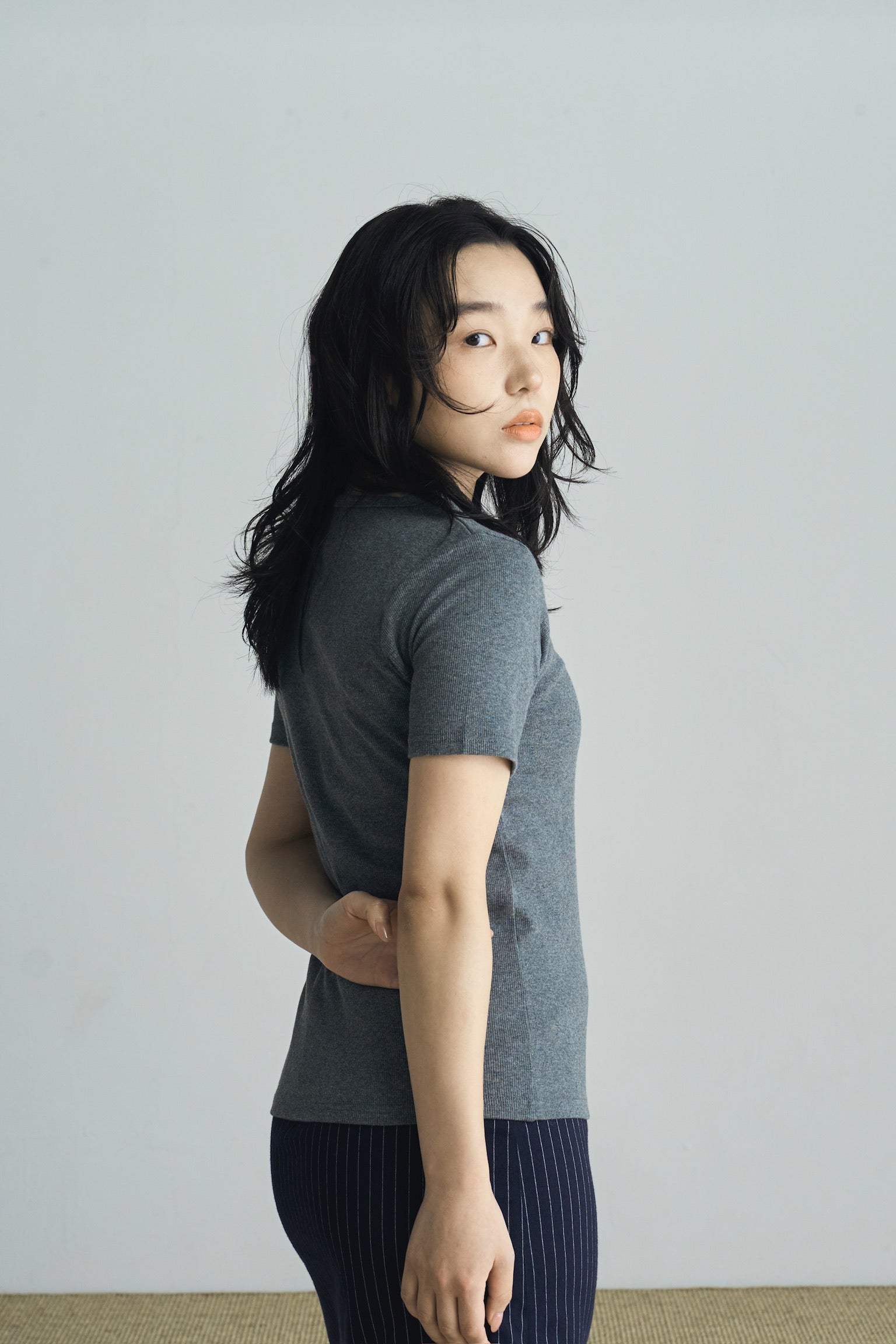 asymmetry snap rib knit