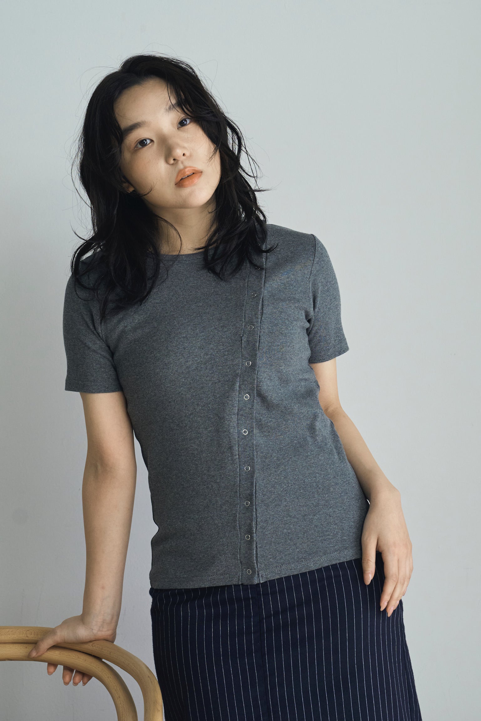 asymmetry snap rib knit