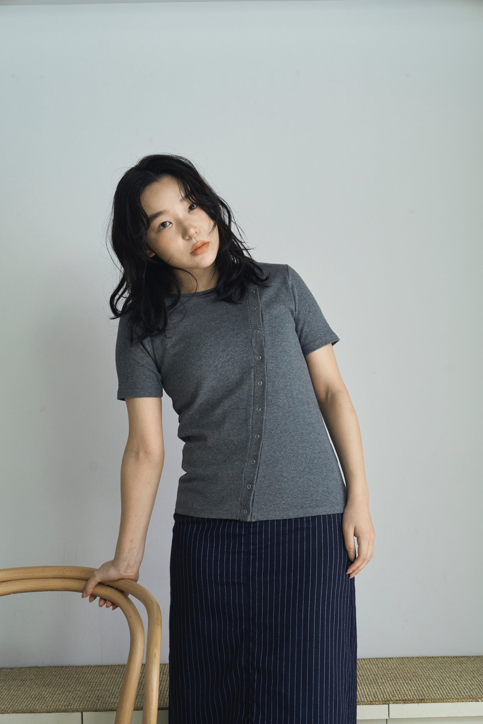asymmetry snap rib knit