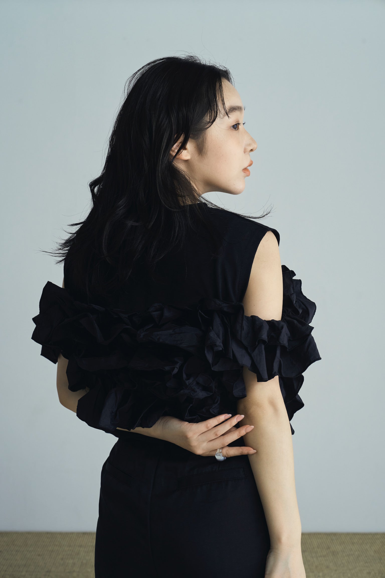 frill design 2way tops