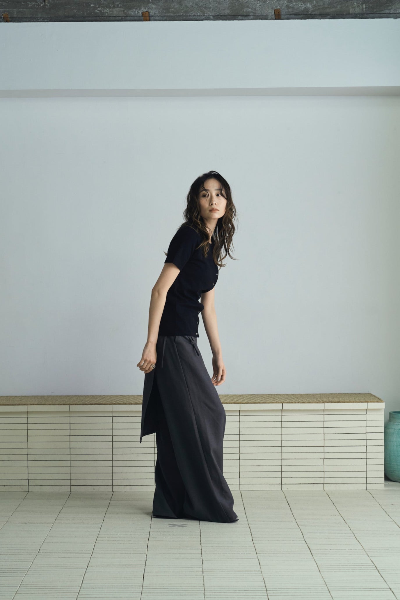 asymmetry snap rib knit