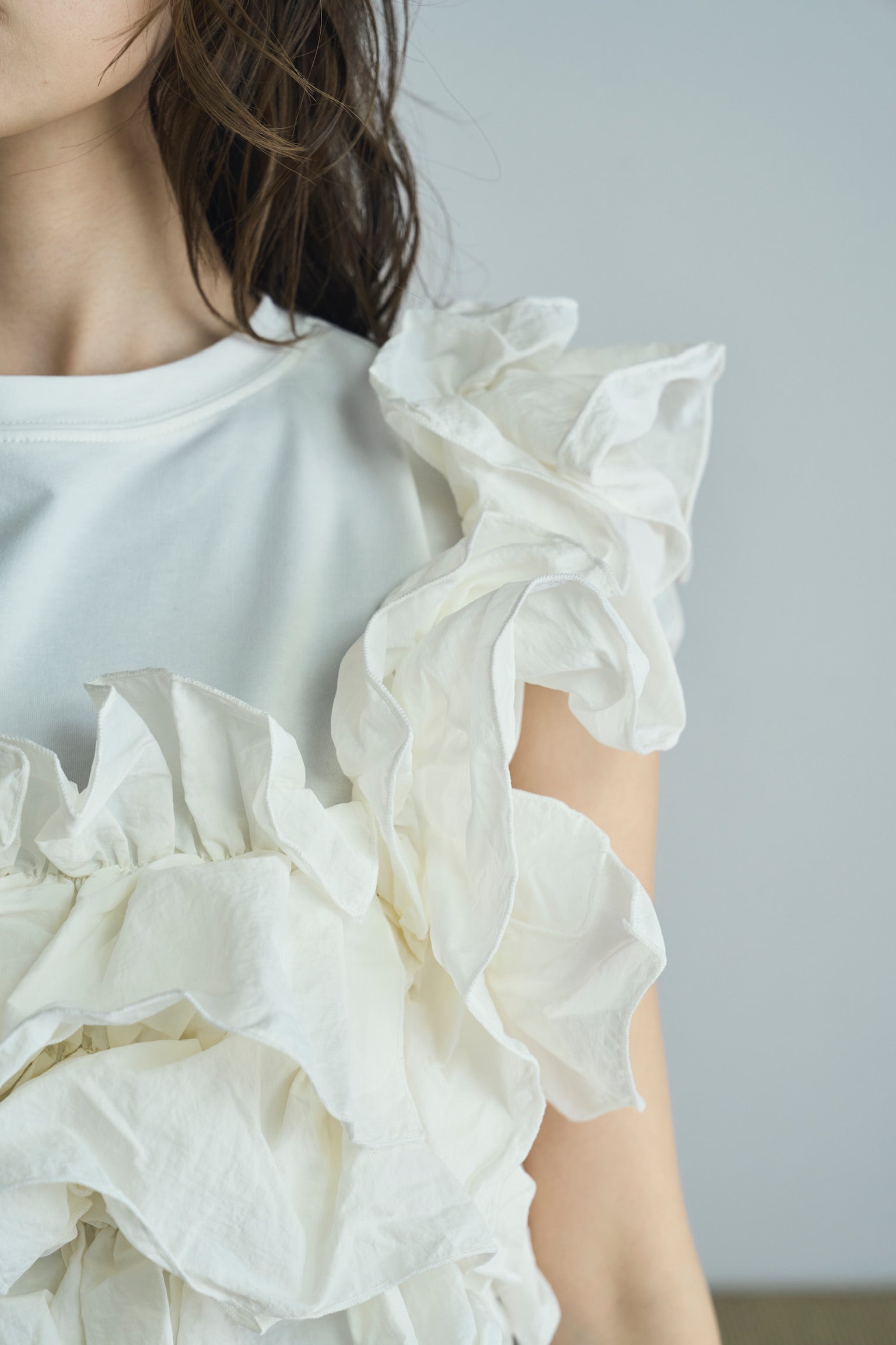frill design 2way tops