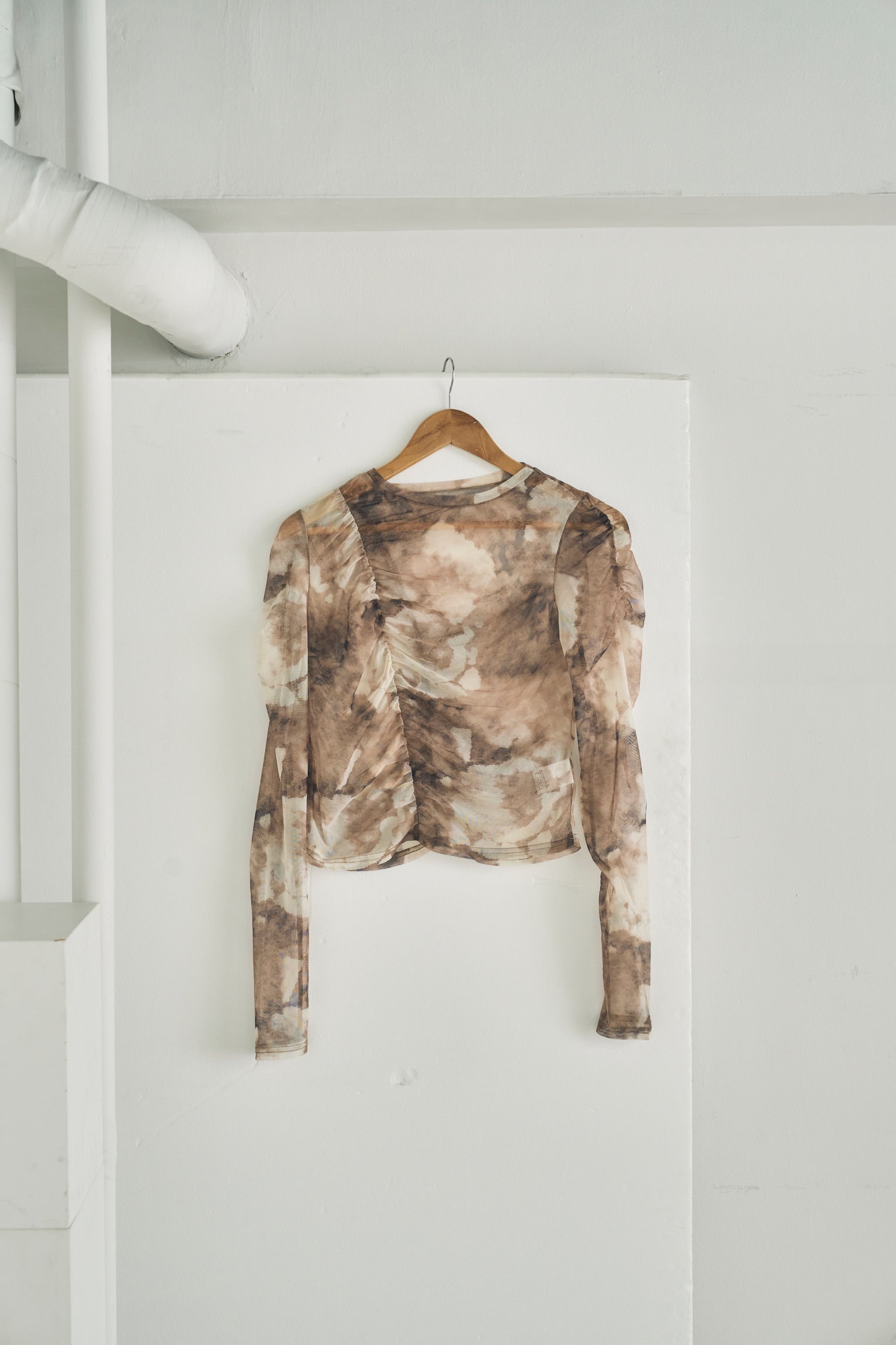 marble sheer shirring tops