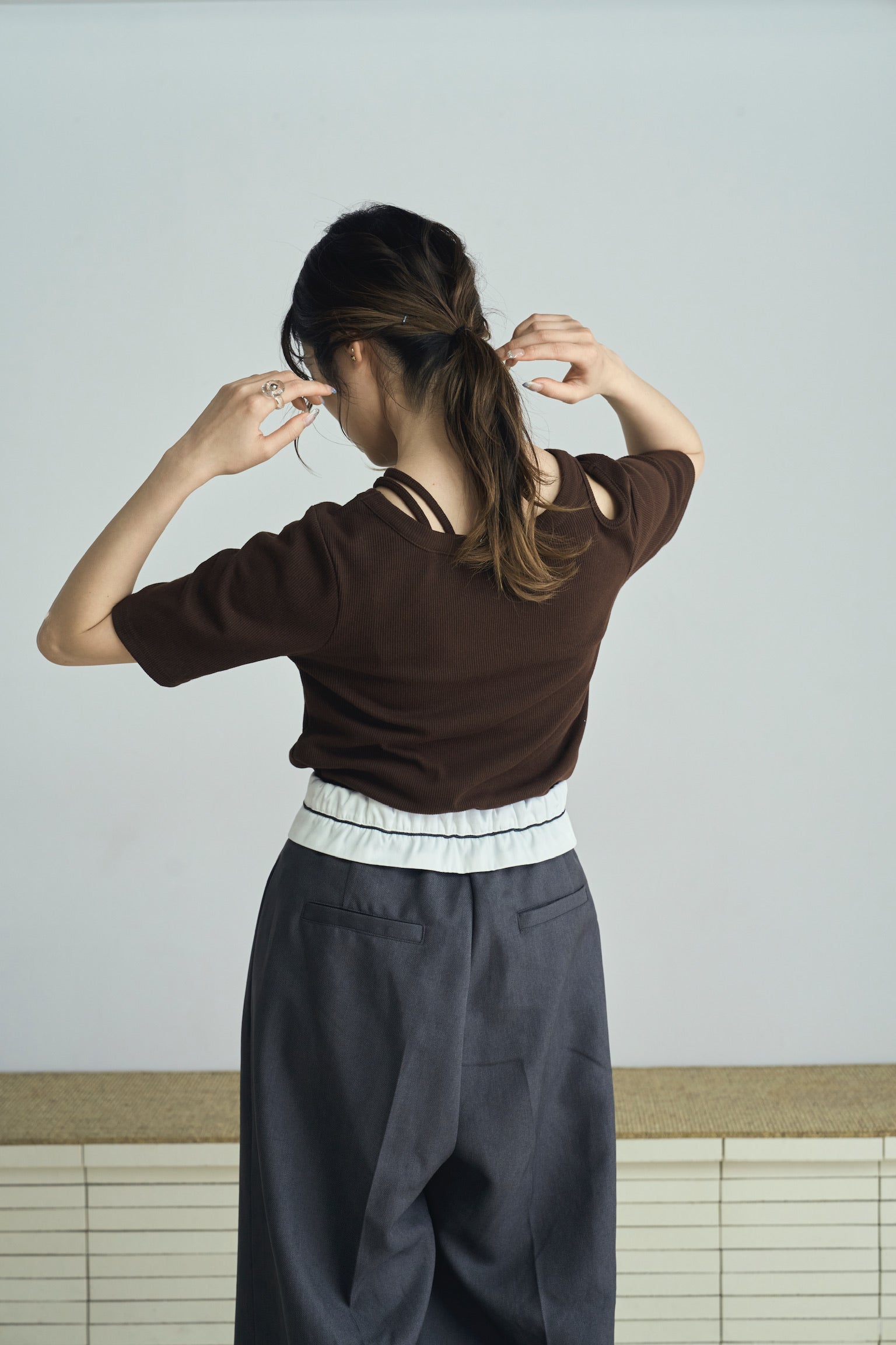 shoulder cutout rib tops