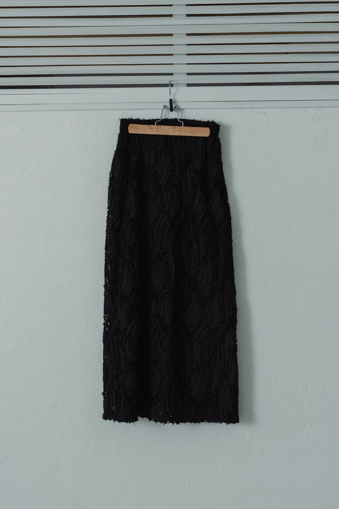 line lace straight skirt