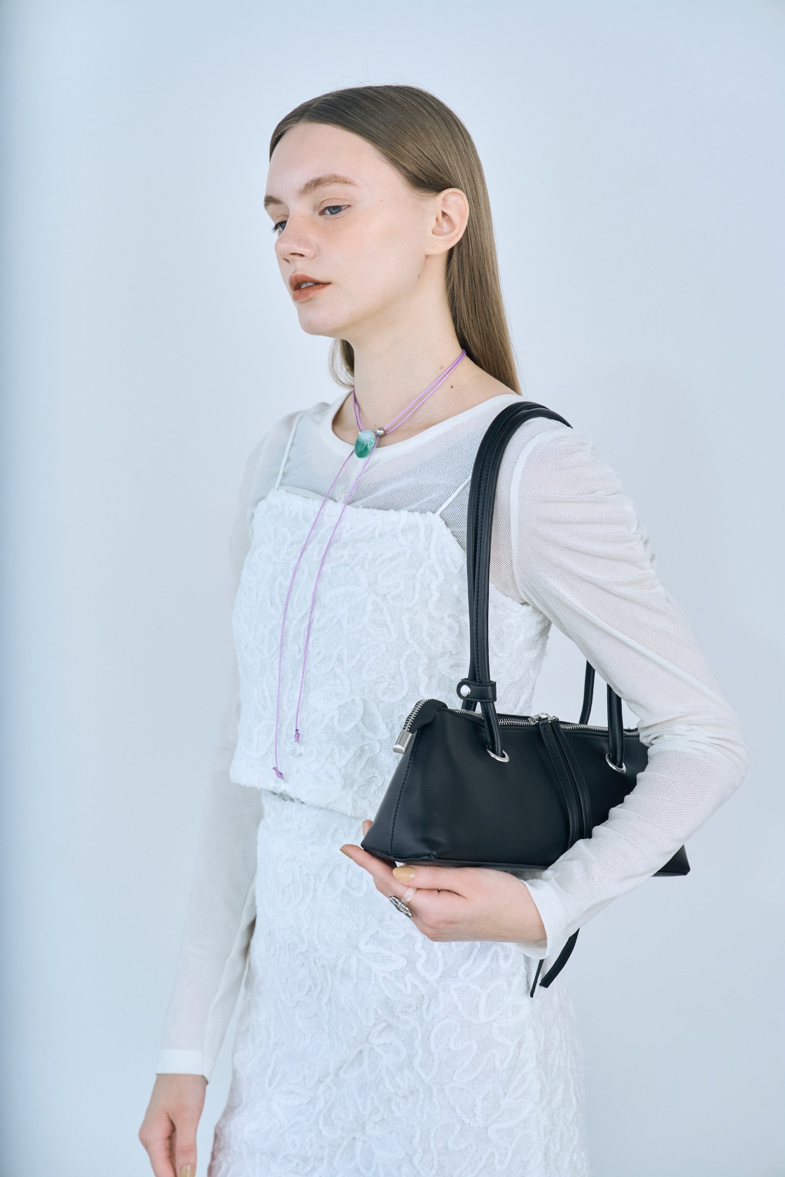 barrel shoulder bag
