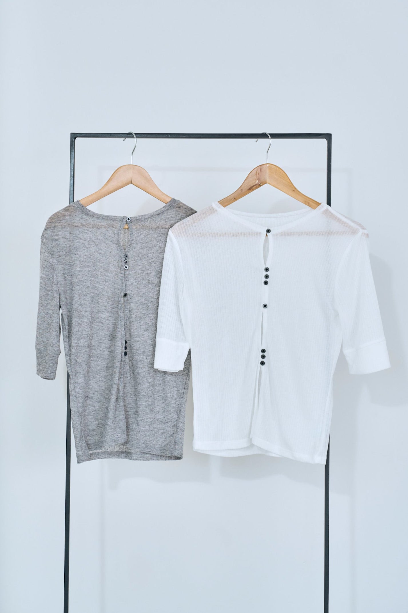 front button rib tops