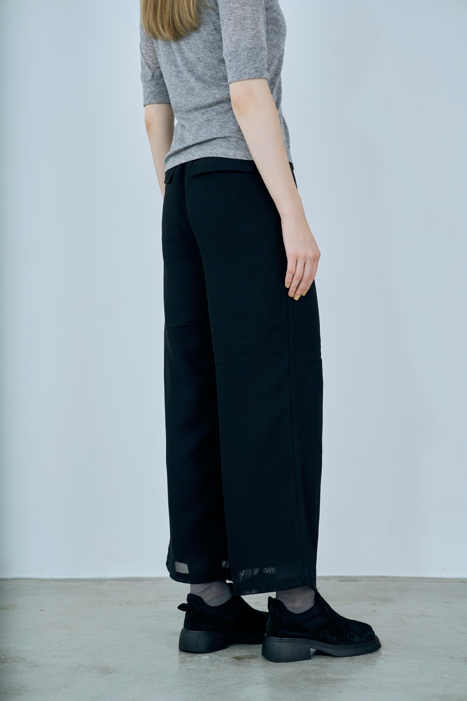 mesh tuck pants