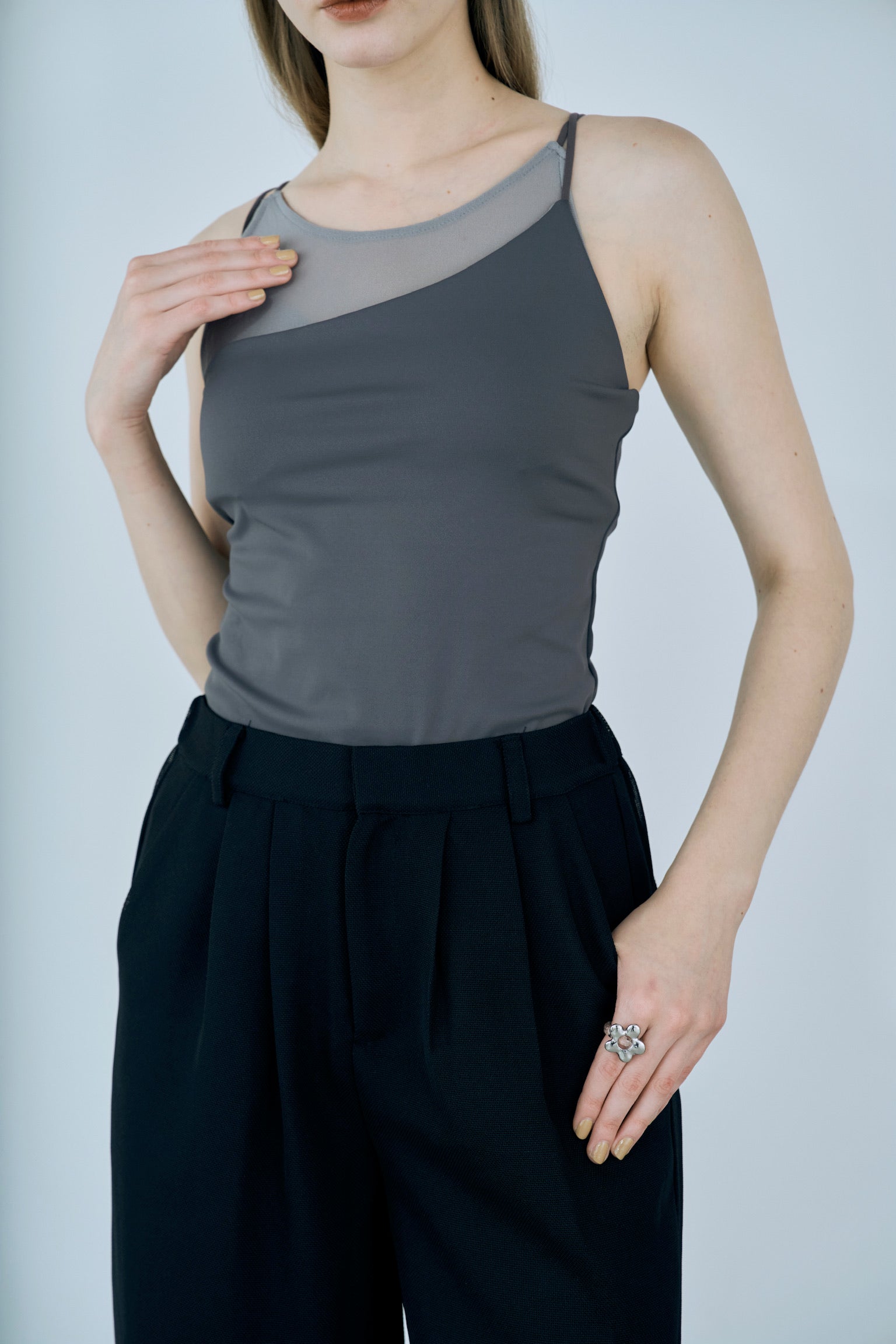 mesh tuck pants