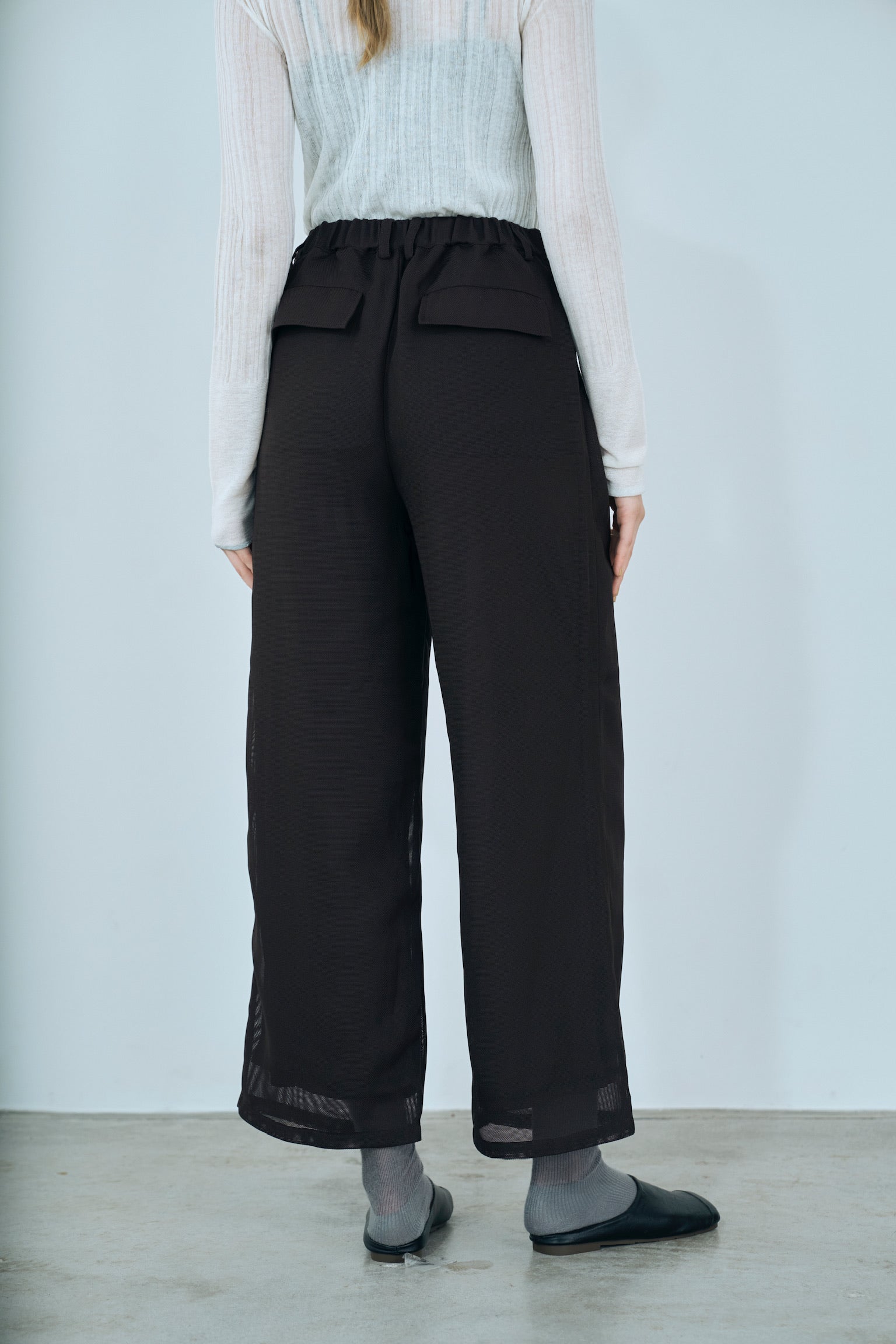 mesh tuck pants