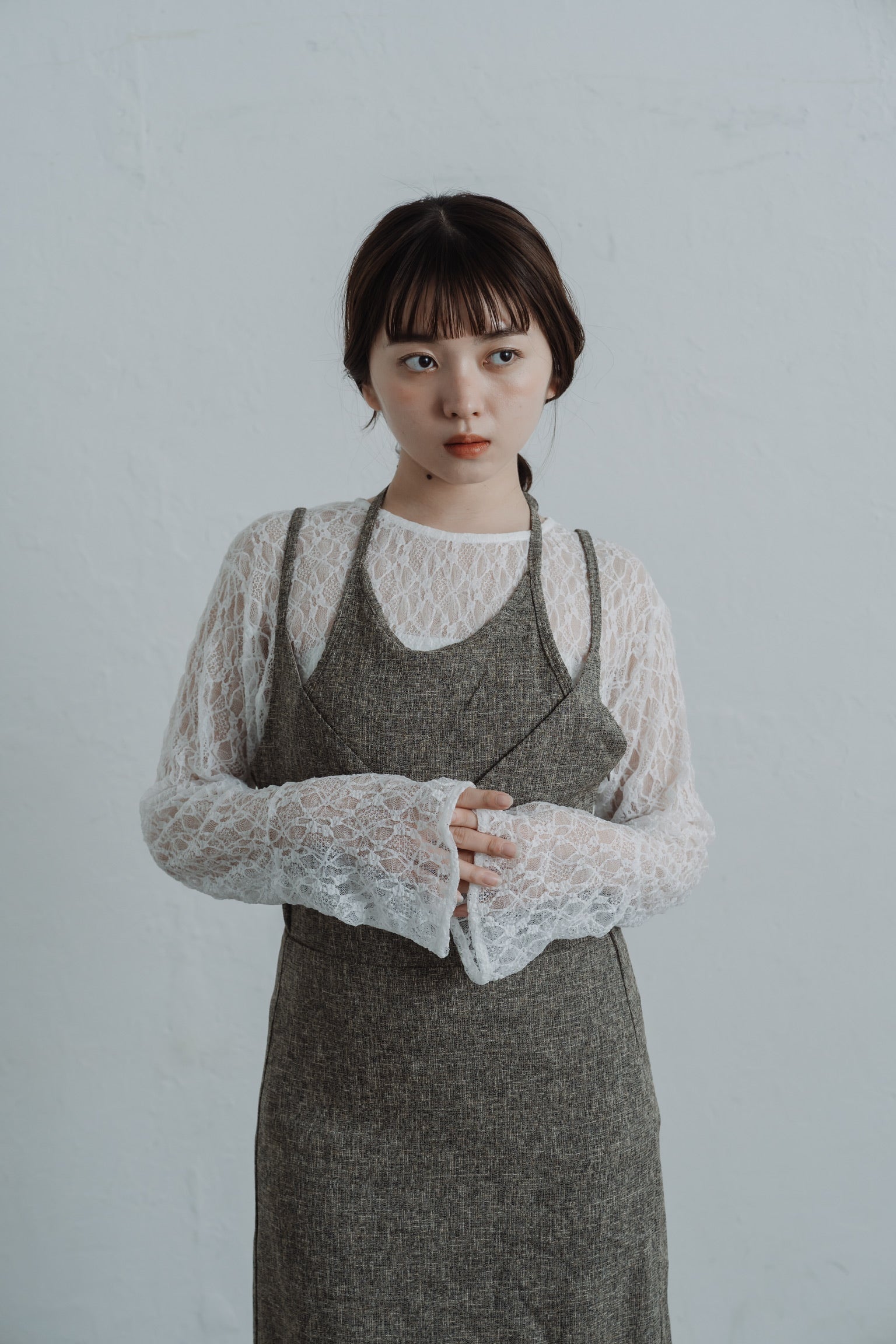 lace bell sleeve tops