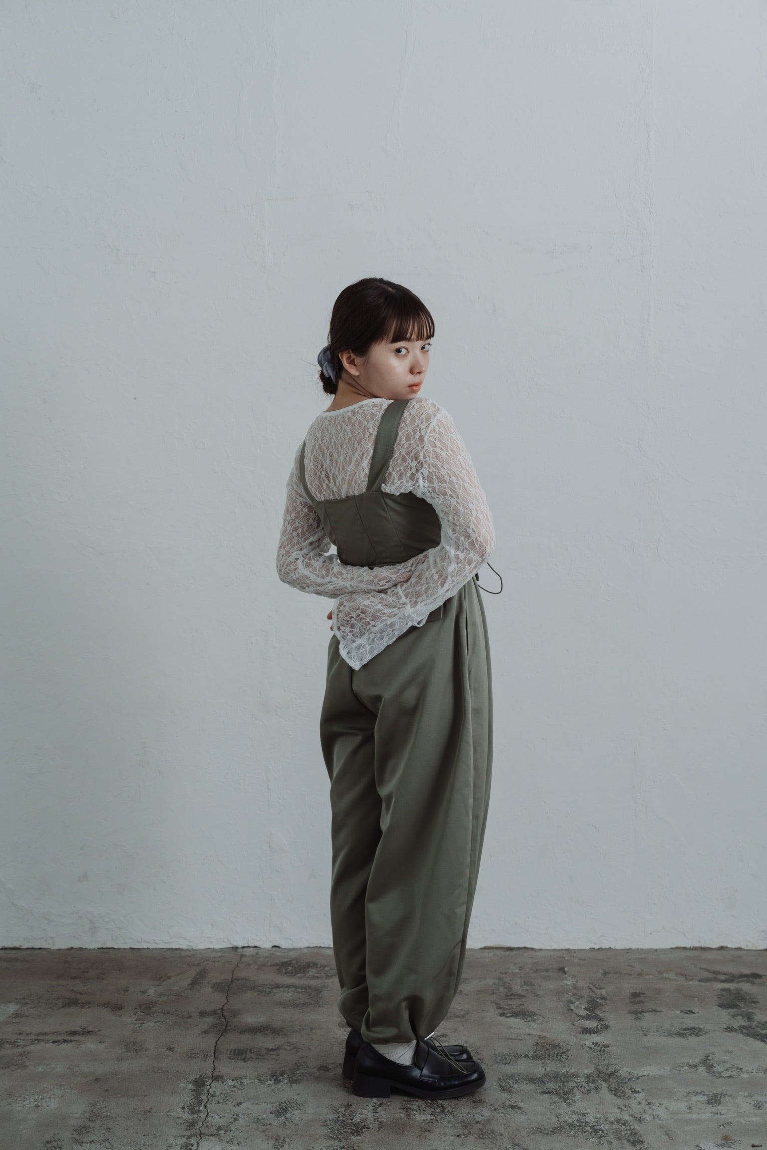 lace bell sleeve tops